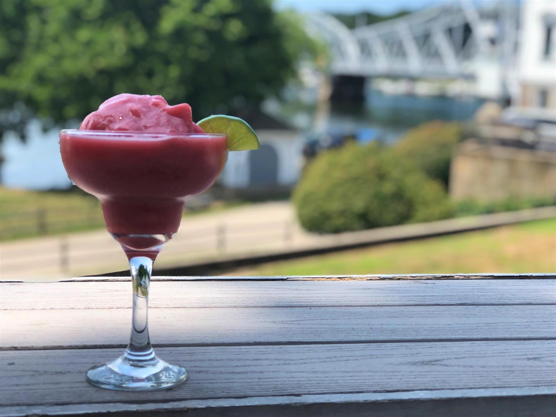 frozen strawberry daquiri