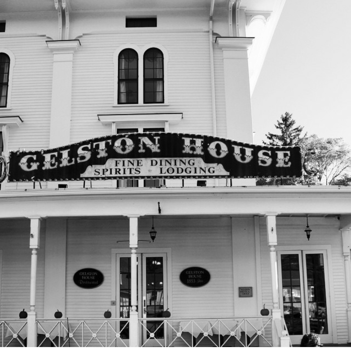 Gelston house at night